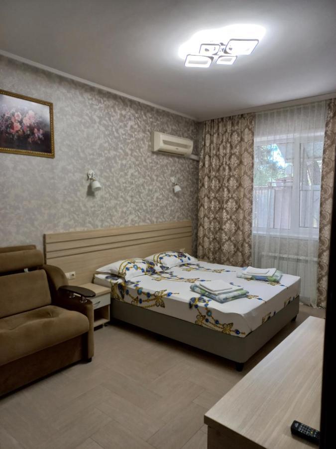 לזרבסקויה Mini-Hotel Zhemchuzhina מראה חיצוני תמונה